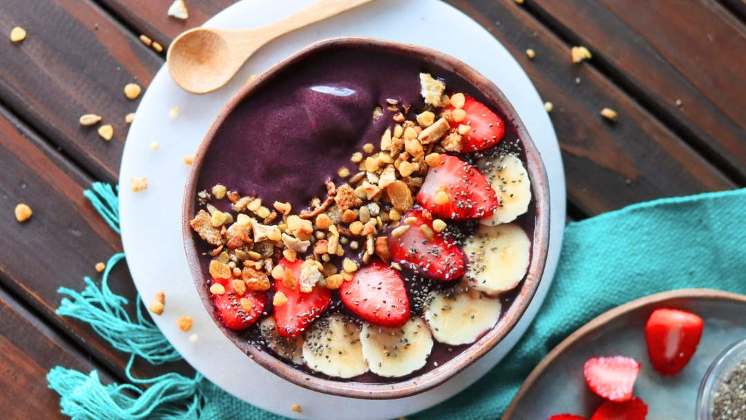 Bowl de Superfuit com Açaí em Pó